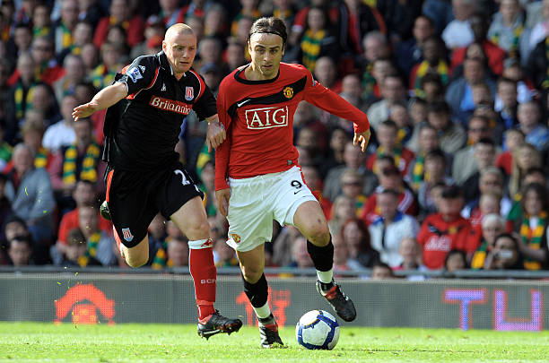 足坛引起了 足坛引起了