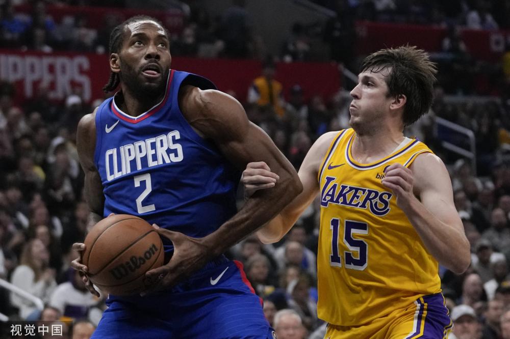 仅展现了两 仅展现了两