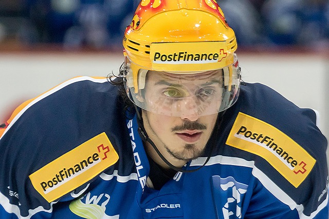 周跃龙6-4战胜奥沙利文 晋级斯诺克英锦赛16强